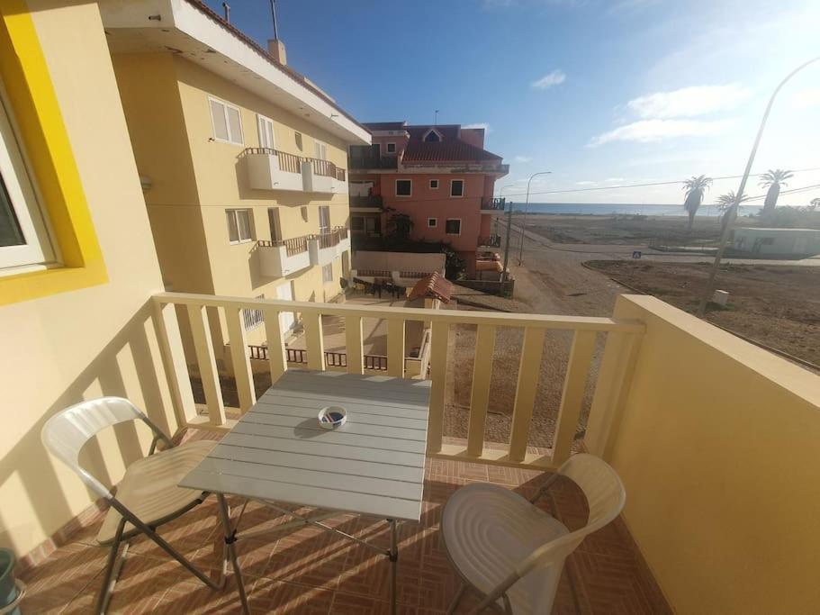 Tres Caravelas Studio Flats Santa Maria Exterior foto
